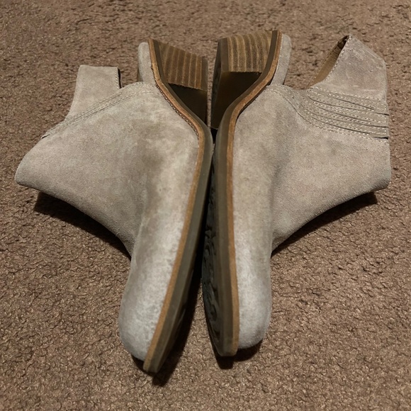 Sofft Slingback gray suede block heel sz 8 - Picture 4 of 4